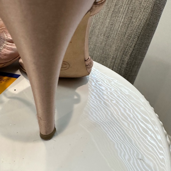 Chanel shoes - Picture 7 of 14